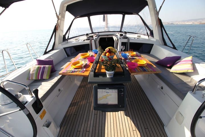 Sailboat Beneteau Oceanis 48 (2012) for Charter - Athens | #3870 - 6