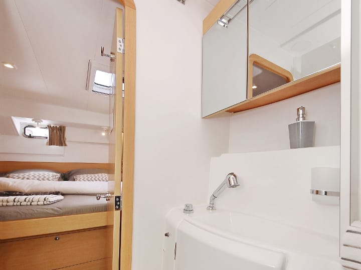  Catamaran Lagoon 400 S2 (2018) voor Charter - Sukosan | #402 - 123