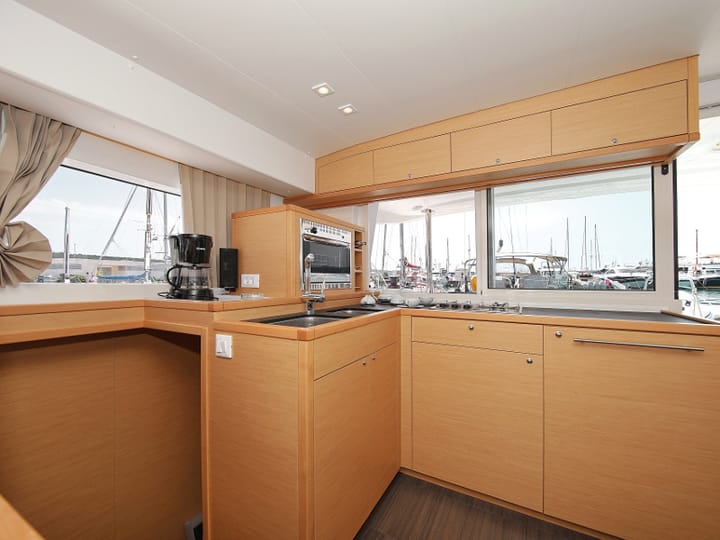  Catamaran Lagoon 400 S2 (2018) voor Charter - Sukosan | #402 - 30