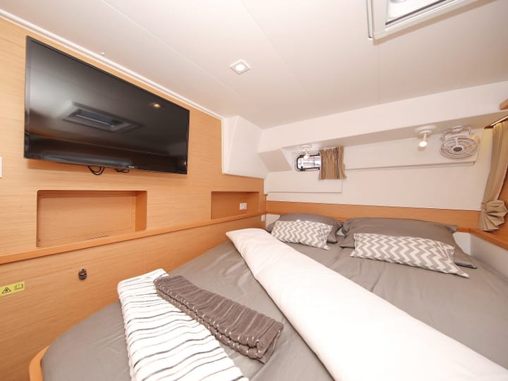  Catamaran Lagoon 400 S2 (2018) voor Charter - Sukosan | #402 - 72