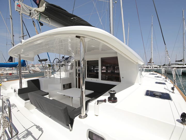  Catamaran Lagoon 400 S2 (2018) voor Charter - Sukosan | #402 - 122