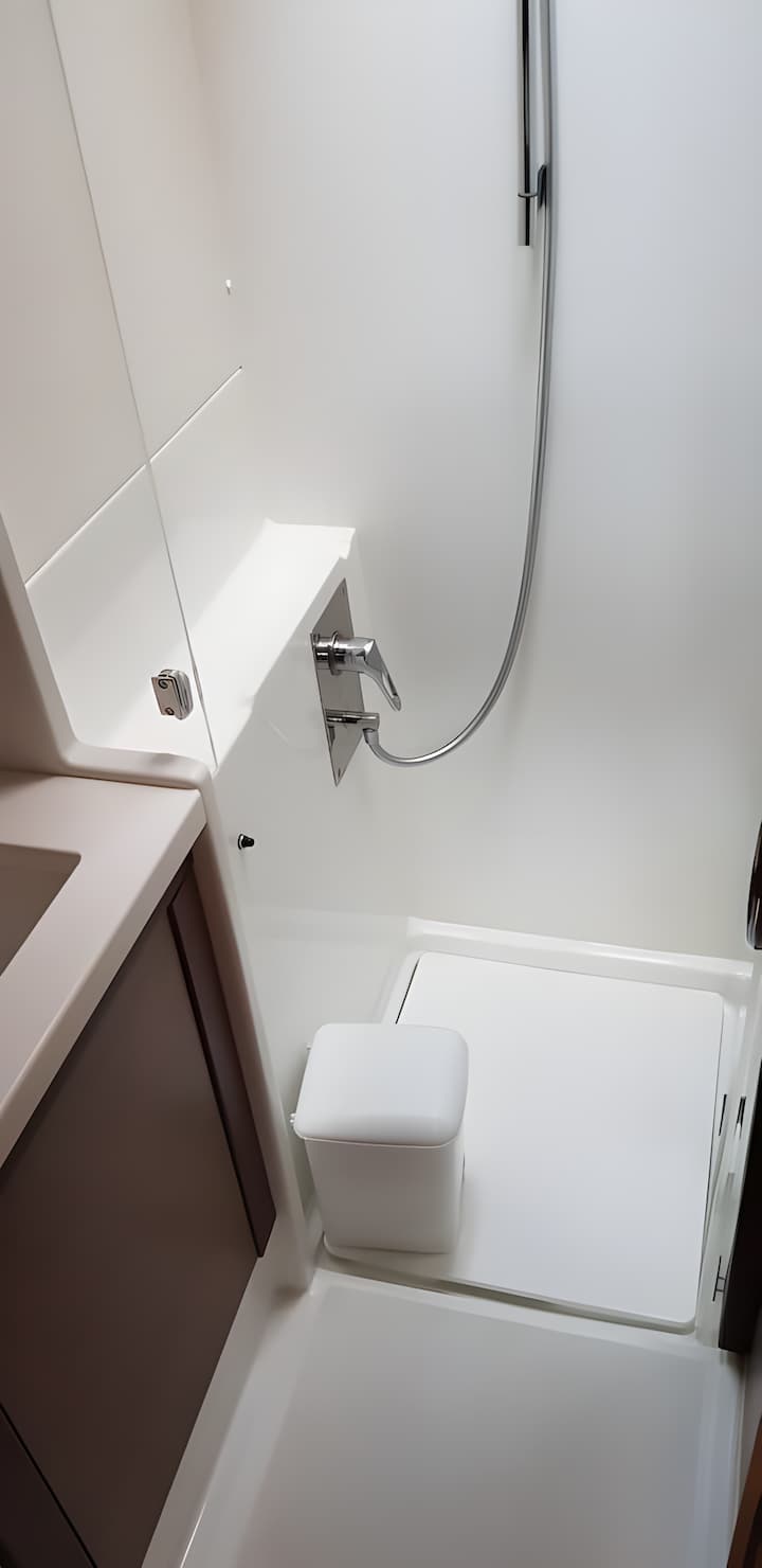 Catamaran Lagoon 450F (2019) for Charter - Lavrion | #4061 - 17