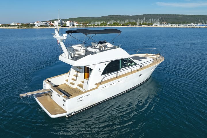 Motorboot Beneteau Antares 13.80 (2024) für Charter - Sukošan | #407 - 110