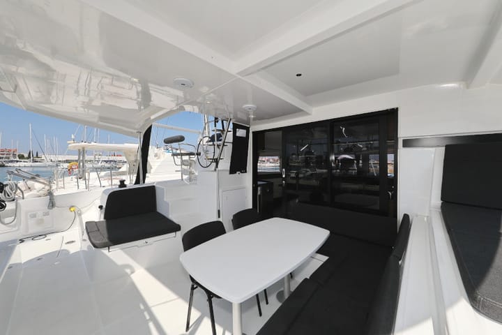  Catamarano Lagoon  42 (2019) per Noleggio, overcloccabile Sukošan | #411 - 6