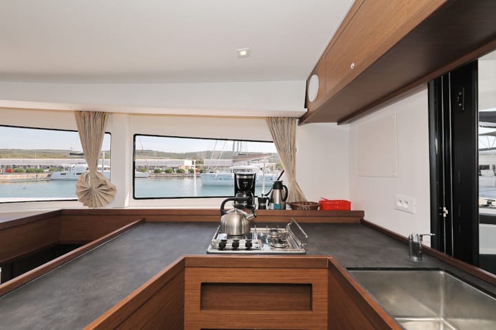  Catamarano Lagoon  42 (2019) per Noleggio, overcloccabile Sukošan | #411 - 76