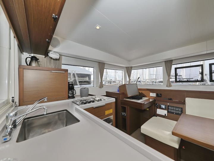  Catamaran Lagoon  40 (2019) voor Charter - Sukosan | #412 - 85