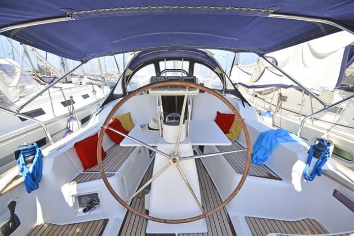 Jeanneau Sun Odyssey 36i Kiralık Yelkenli (2010) - Atina | #4157 - 14