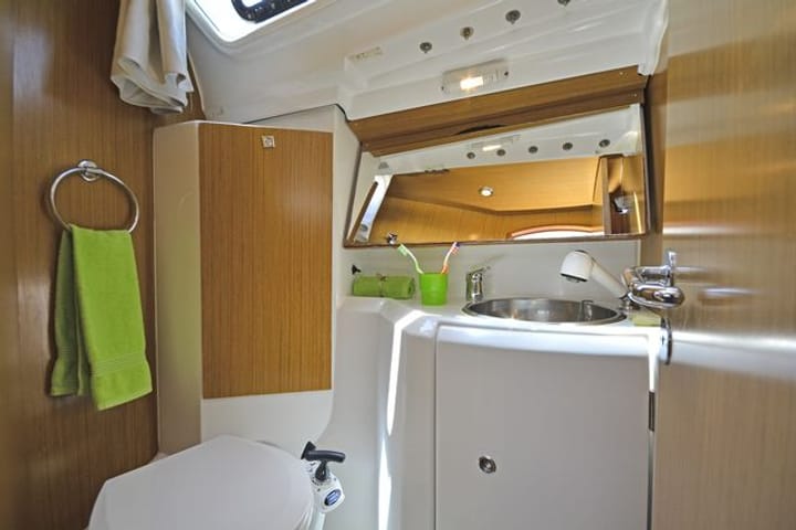 Jeanneau Sun Odyssey 36i Kiralık Yelkenli (2010) - Atina | #4157 - 13