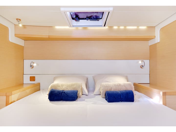  Catamaran Lagoon 52 Fly (2015) voor Charter - Ibiza | #4326 - 2