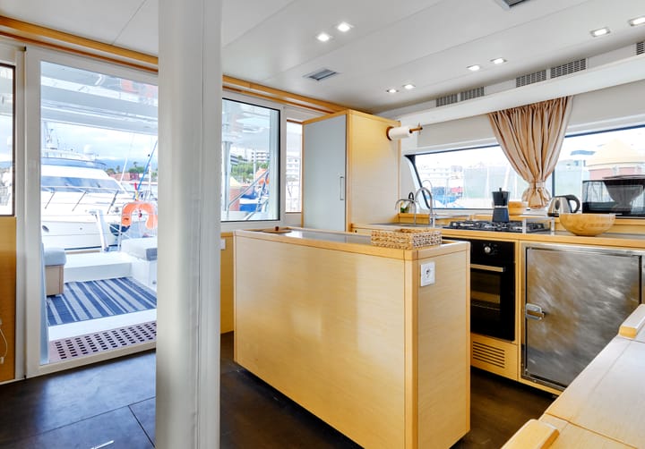  Catamaran Lagoon 52 Fly (2015) voor Charter - Ibiza | #4326 - 63