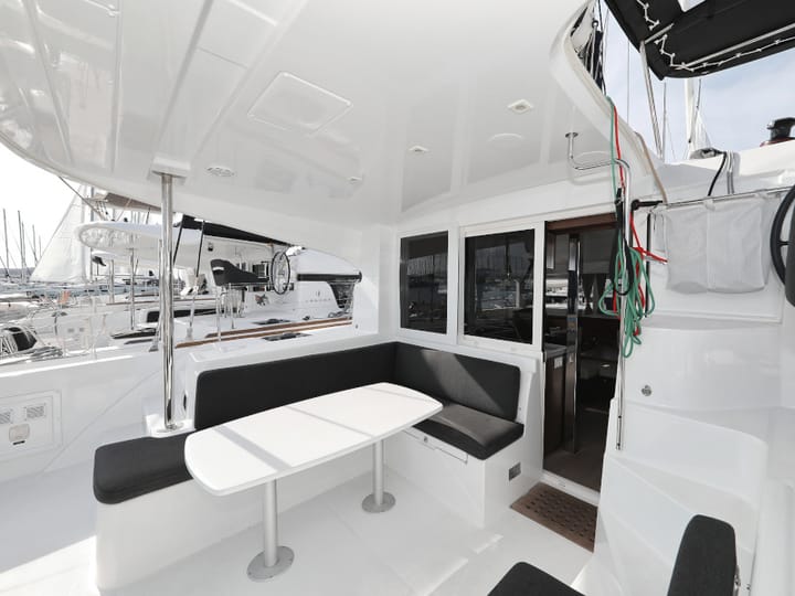  Catamaran Lagoon  40 (2019) voor Charter - Sukosan | #444 - 45