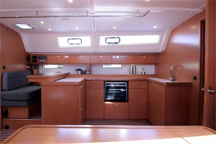  Zeilboot Bavaria  51 Cruiser (2014) voor Charter - El Arenal | #4667 - 7