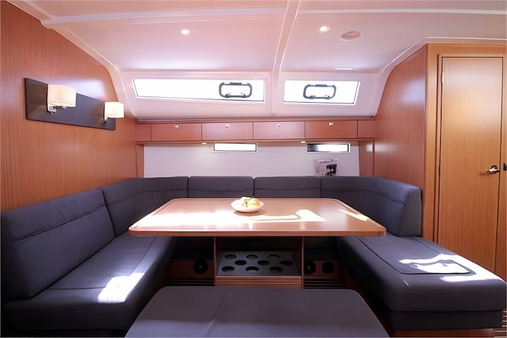  Zeilboot Bavaria  51 Cruiser (2014) voor Charter - El Arenal | #4667 - 8