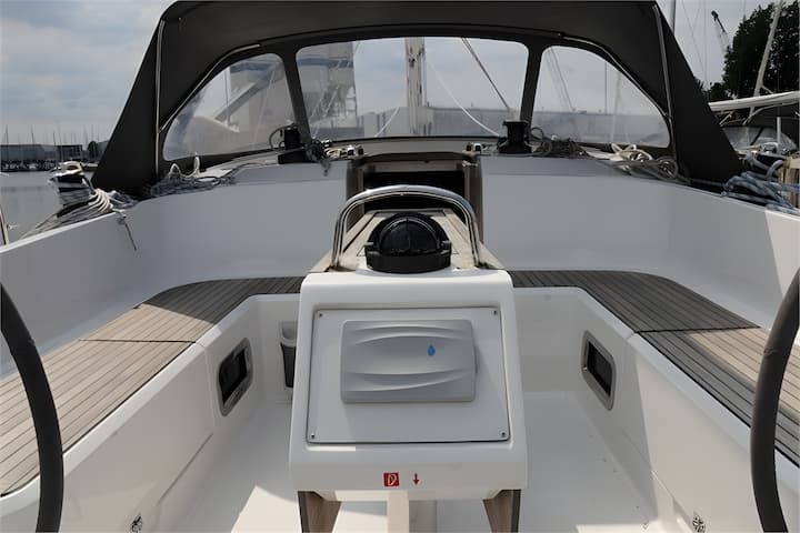  Velero Bavaria 46 Cruiser (2014) para Charter - El Arenal | #4670 - 4