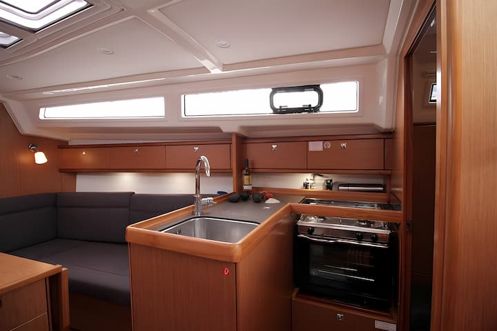 Bavaria  33 Cruiser Kiralık Yelkenli (2013) - El Arenal | #4672 - 9