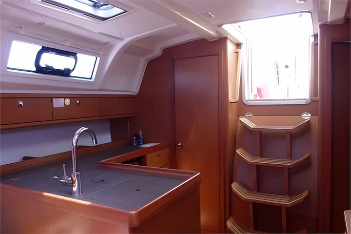 Bavaria  37 Cruiser Kiralık Yelkenli (2015) - El Arenal | #4675 - 6