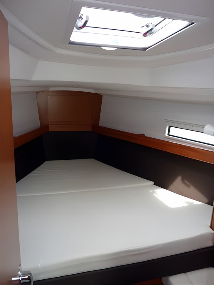 Bavaria  37 Cruiser Kiralık Yelkenli (2015) - El Arenal | #4675 - 8