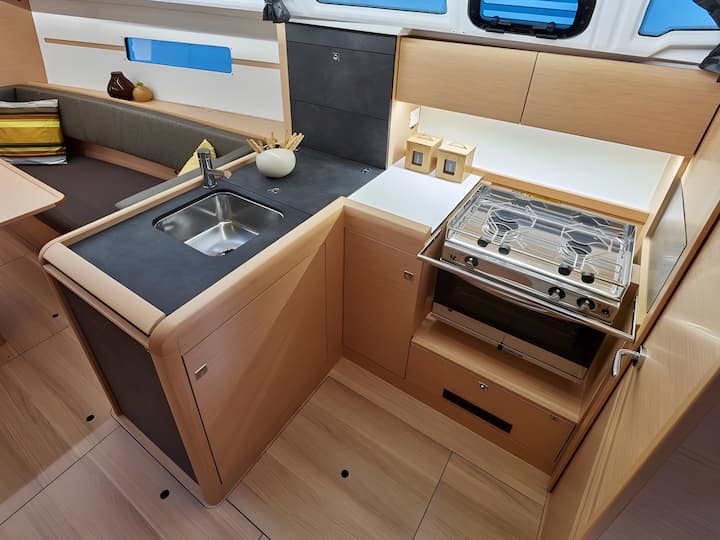 Furnari 10.34 m Per noleggio Barca a vela - #4969 - 15