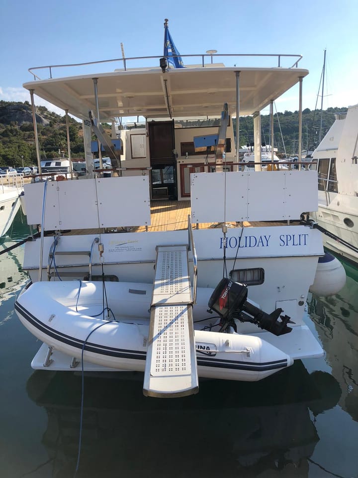 Fait sur mesure Yacht à moteur (1990) for Charter - Primošten | #5185 - 22