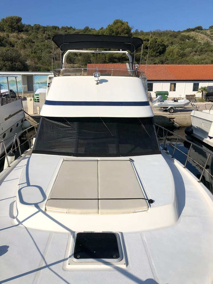 Fait sur mesure Yacht à moteur (1990) for Charter - Primošten | #5185 - 4