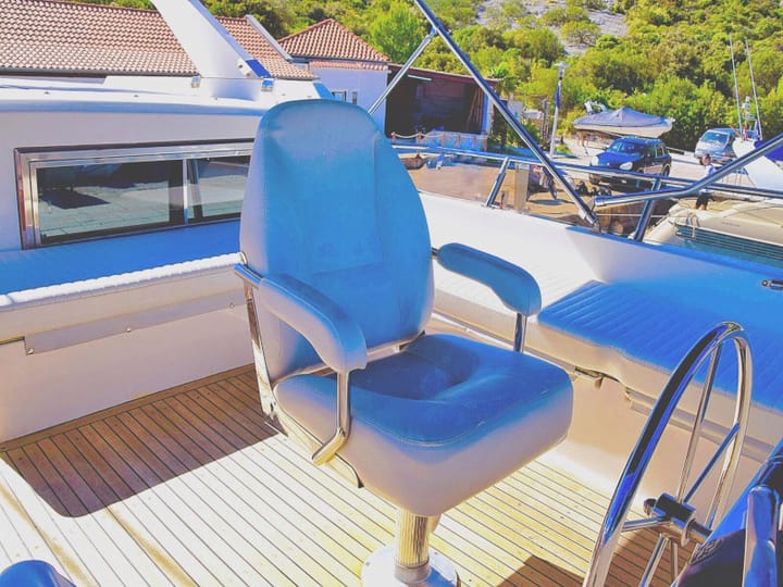 Custom Made Motor Yacht (1995) for Charter - Primošten | #5196 - 17