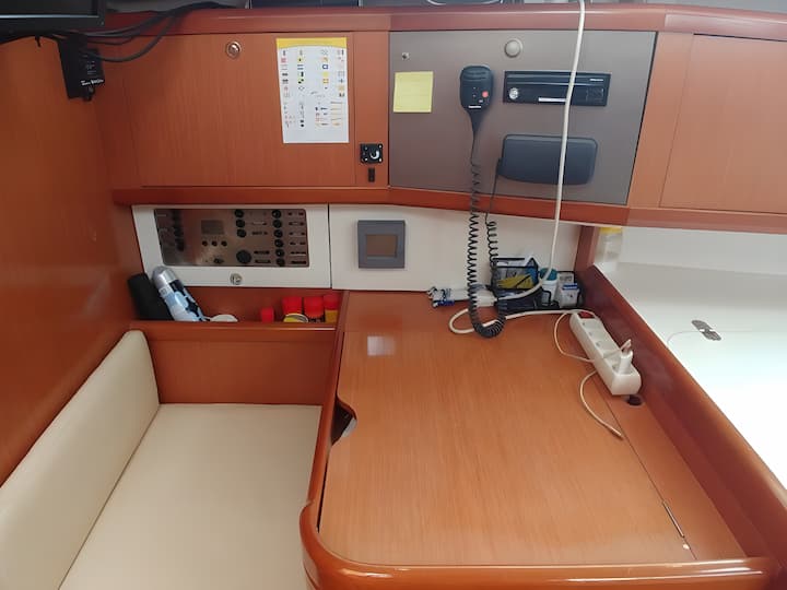 Sailboat Beneteau Oceanis 40 (2022) for Charter - Athens | #5227 - 12