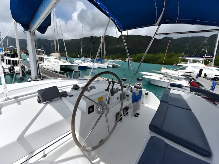  Catamarano Lagoon  440 (2008) per Noleggio, overcloccabile Mahé, Victoria | #5297 - 16