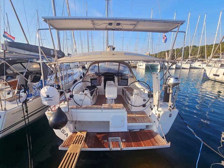 Rogoznica 12.7 m For Charter Voilier - #5351 - 1