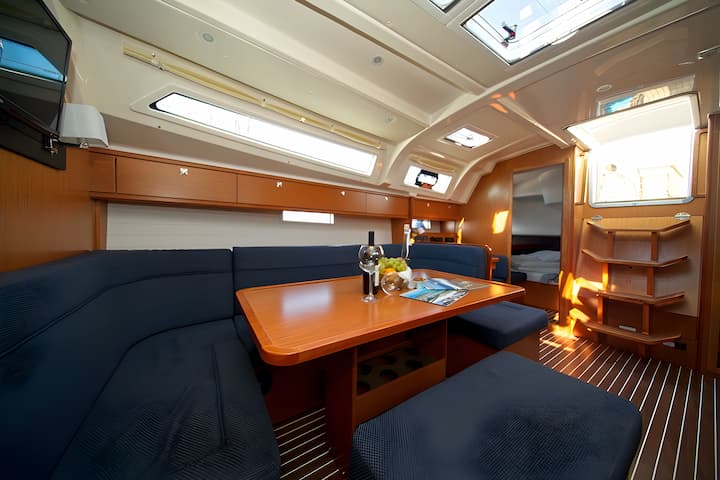 Murter 12.35 m Für Charter Segelboot — #5630 - 11
