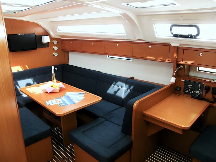 Murter 12.35 m Für Charter Segelboot — #5630 - 10
