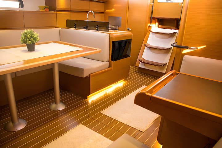Sailboat Jeanneau Sun Odyssey 439 (2020) for Charter - Lefkada | #5669 - 9