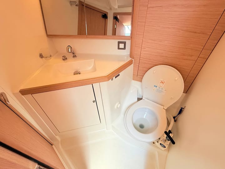 Sailboat Beneteau Oceanis 46.1 (2019) for Charter - Sukošan | #5781 - 9