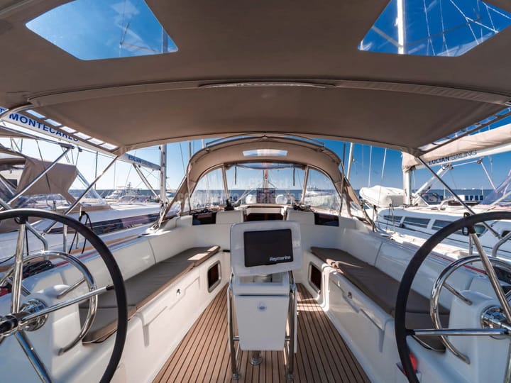 Segelboot Jeanneau Sun Odyssey 449 (2019) für Charter - Capo d'Orlando | #5814 - 1