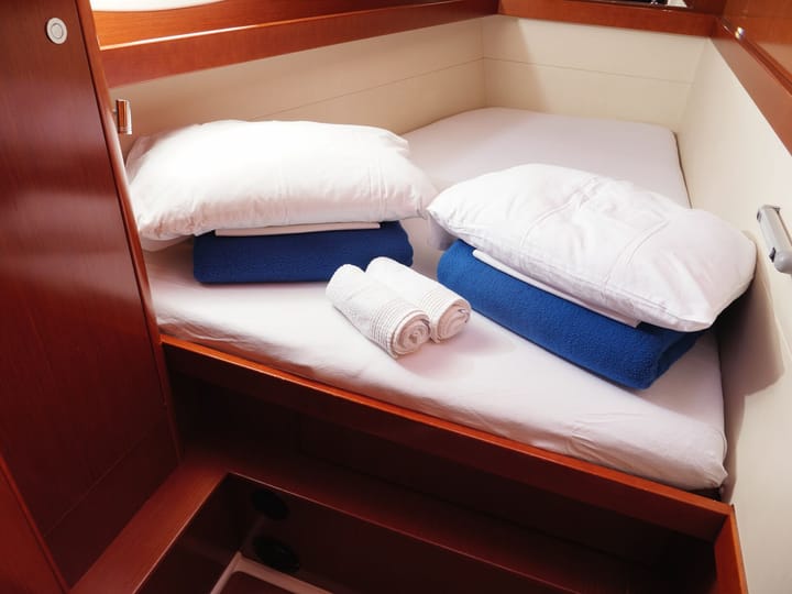 Sailboat Beneteau Oceanis 50 Family (2012) for Charter - Šolta | #5970 - 12