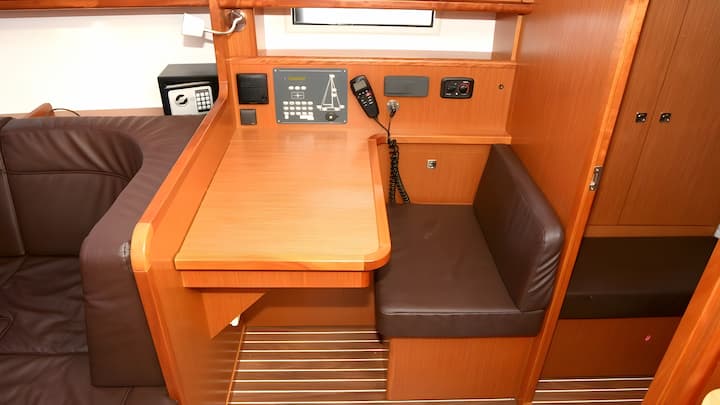 Pula 12.35 m Für Charter Segelboot — #6135 - 8