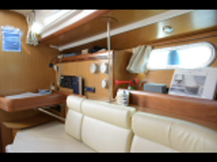 Sailboat Jeanneau Sun Odyssey 42i (2008) for Charter - Castellammare di Stabia | #6239 - 11