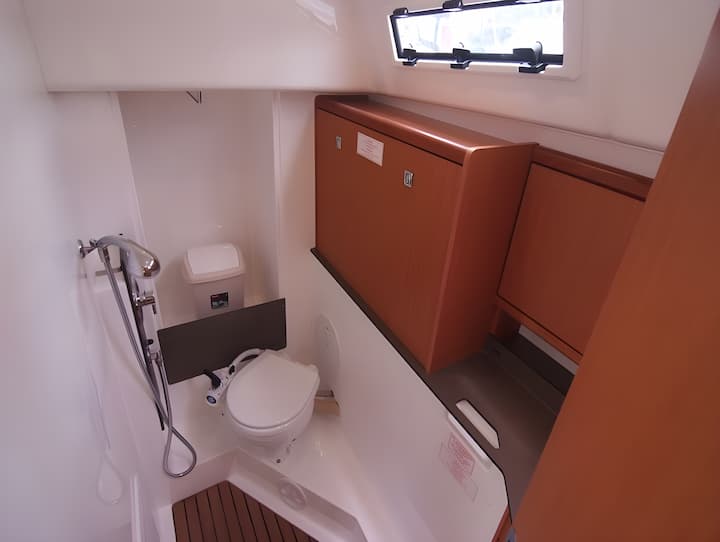  Zeilboot Bavaria  33 Cruiser (2015) voor Charter - Punat, Krk | #6362 - 13