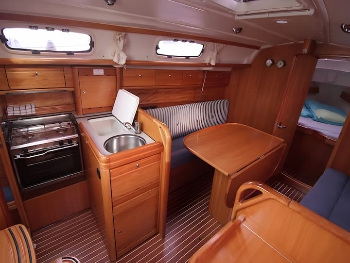 Bavaria  30 Cruiser Kiralık Yelkenli (2006) - Punat, Krk | #6363 - 8