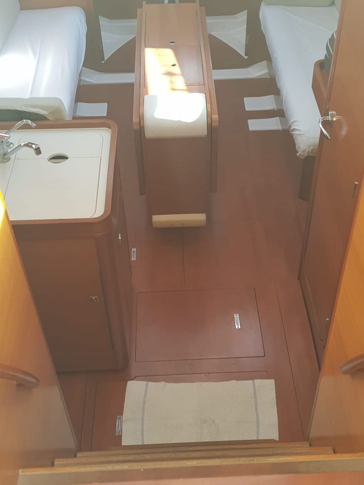Trogir 10.28 m For Charter Voilier - #6453 - 8