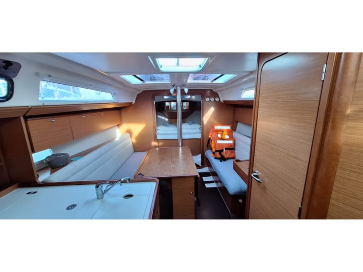  Zeilboot Dufour  360 Grand Large (2019) voor Charter - Trogir | #6458 - 2