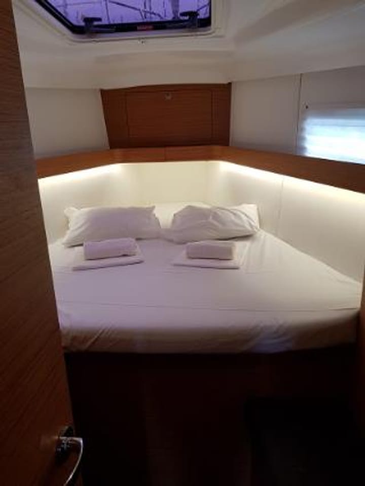 Trogir 13.85 m For Charter Voilier - #6459 - 7