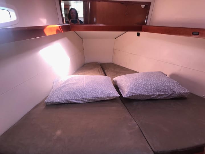 Voilier Beneteau Oceanis 40 (2011) pour Charter - Las Galletas | #6535 - 6