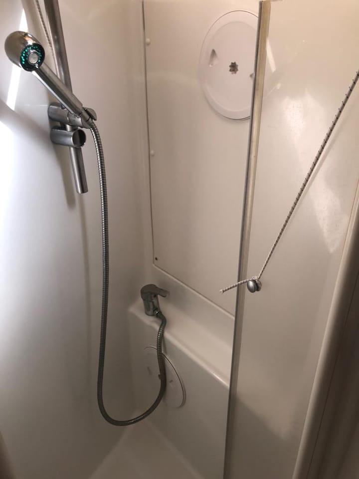 Voilier Beneteau Oceanis 40 (2011) pour Charter - Las Galletas | #6535 - 10