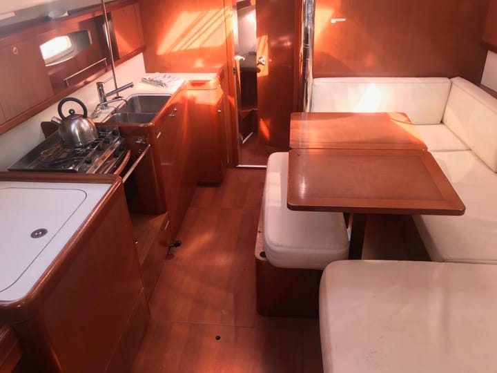 Voilier Beneteau Oceanis 40 (2011) pour Charter - Las Galletas | #6535 - 7