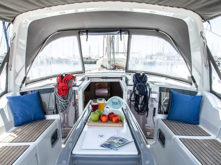  Zeilboot Beneteau Oceanis 41.1 (2018) voor Charter - Athene | #6569 - 33