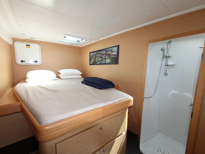 Catamaran Lagoon  420 (2008) for Charter - Athens | #6571 - 7