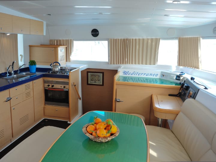 Catamaran Lagoon  420 (2008) for Charter - Athens | #6571 - 8