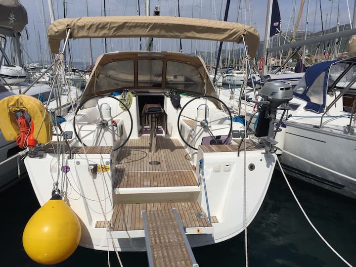 Sailboat Dufour 375 (2013) for Charter - Pula | #6730 - 3