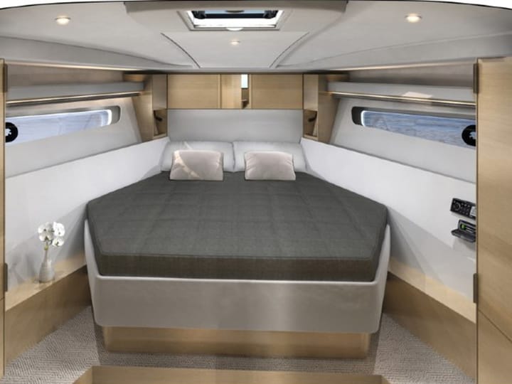 Motorboat Bavaria 400 Coupe (2016) for Charter - Šibenik | #6982 - 3