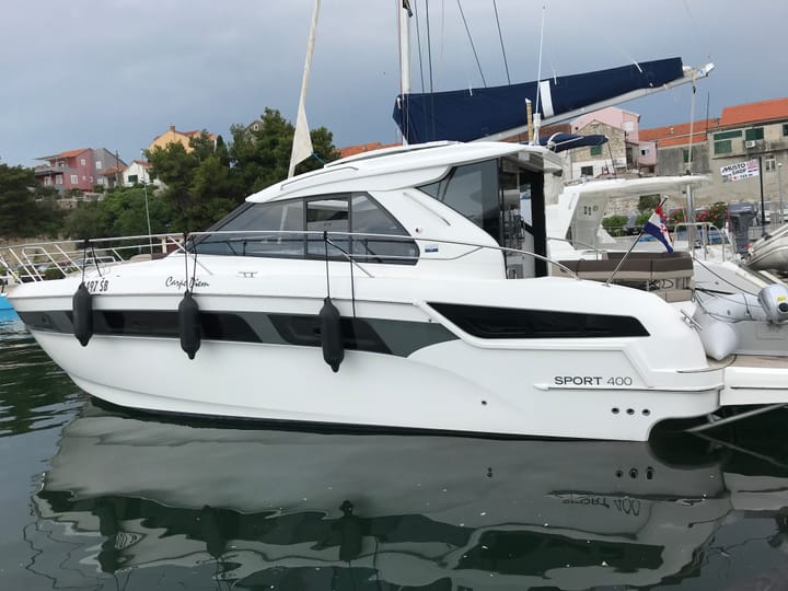 12.21m Yacht, Sibenik For Charter Motorboat - #6982 | Rent Now! - viravira.co